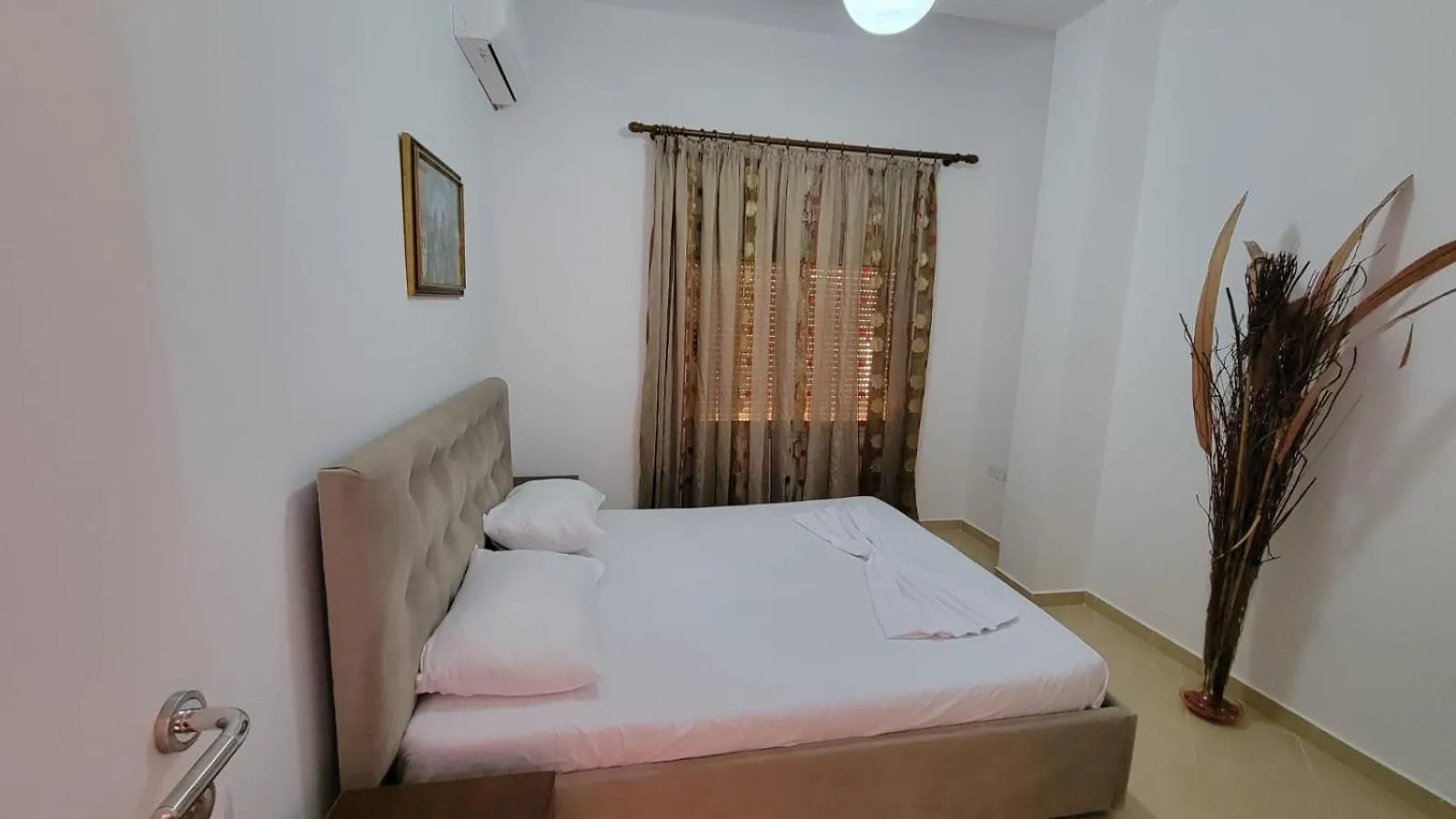 A&B Apartments Sarande 0*,